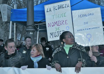 Feminismoa eta sindikalismoa aliantzak partekatzen