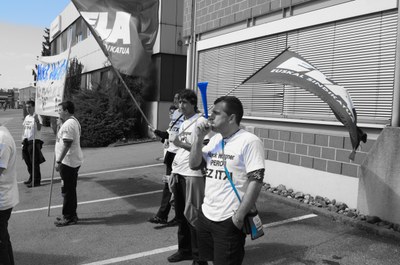 Handi zein txiki aurrera egiteko elkarri eutsi