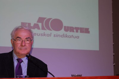 Petrella: "Elkarrizketa soziala, indarren arteko orekan ez bada, ihauteri hutsa da"