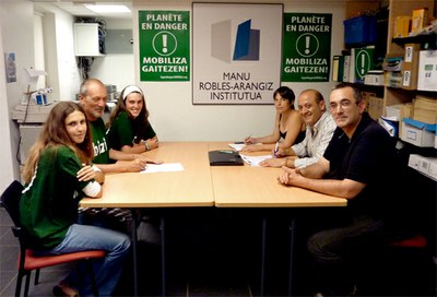 Convention entre l’association Bizi! et la Fondation Manu Robles-Arangiz Institutua